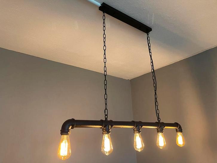 Industriële hanglamp buis look, Huis en Inrichting, Lampen | Hanglampen, Zo goed als nieuw, Minder dan 50 cm, Ophalen of Verzenden