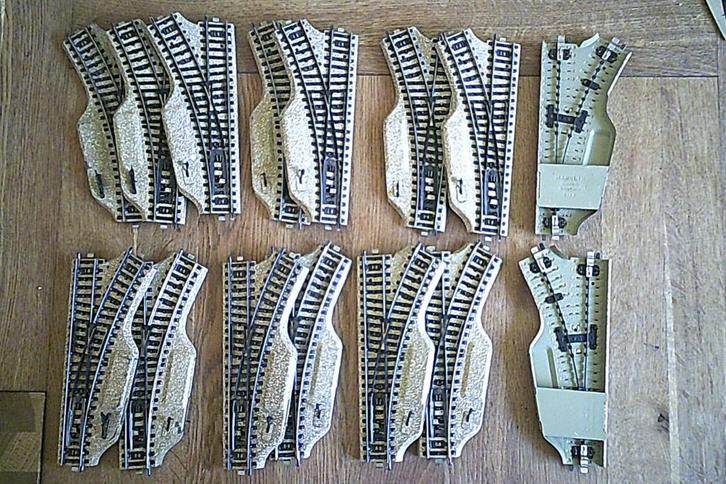 Marklin M-rails handwissels nr. 5122 - 5123 - 5202/5221, Hobby en Vrije tijd, Modeltreinen | H0, Gebruikt, Rails, Wisselstroom
