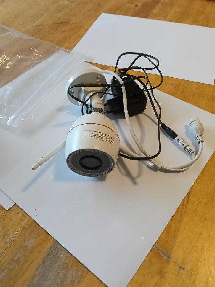 EZVIZ Beveiligingscamera CS-H3c (r100-1k3wkfl), Audio, Tv en Foto, Videobewaking, Gebruikt, Buitencamera, Ophalen of Verzenden