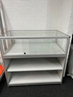 Toonbank/ vitrine, Ophalen, Zo goed als nieuw