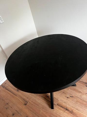Zwart ronde mango houten tafel -110cm, modern en stevig beschikbaar voor biedingen