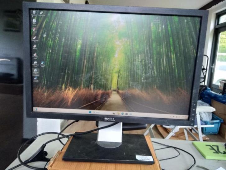 DELL UltraSharp 2209Waf. 22-inch Monitor. 7 stuks, Computers en Software, Monitoren, Refurbished, 60 Hz of minder, DisplayPort