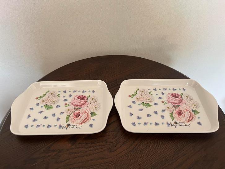 Set van 2 vintage melamine dienbladen – Helga Mandaré design, Huis en Inrichting, Woonaccessoires | Dienbladen, Zo goed als nieuw