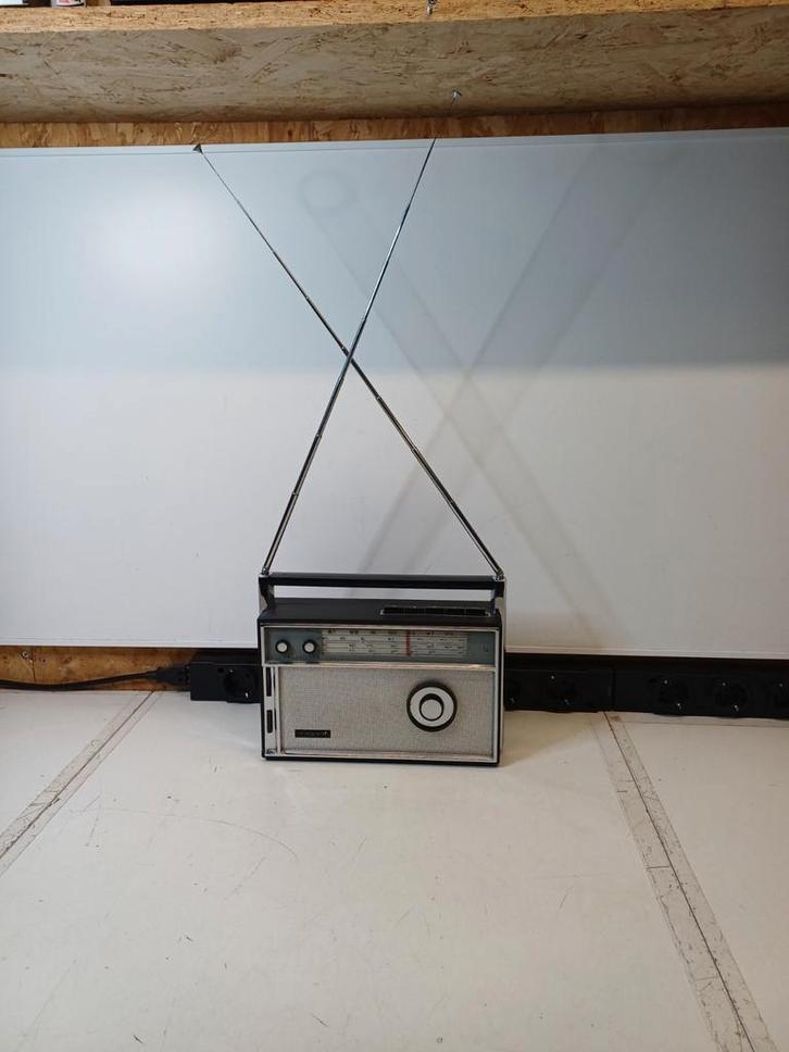Vagant Alltransistor Luxus Radio 1964 - Zeldzaam!, Audio, Tv en Foto, Radio's, Gebruikt, Transistorradio, Ophalen of Verzenden