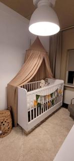 Baby klamboe taupe met witte standaard, Ophalen of Verzenden, Gebruikt, Ledikant