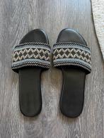 Slippers, Slippers, Zwart, Ophalen of Verzenden, Zo goed als nieuw