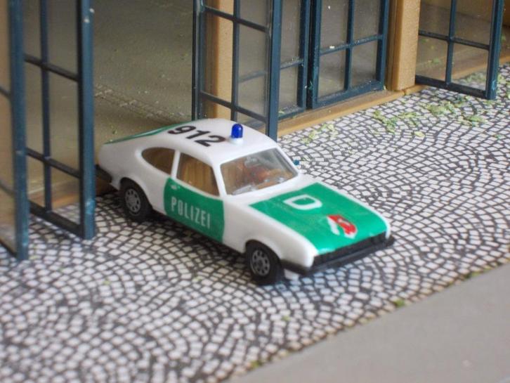 1978-1987 Ford Capri Mk.3 Polizei - Herpa politie, Hobby en Vrije tijd, Modelauto's | 1:87, Zo goed als nieuw, Ophalen of Verzenden