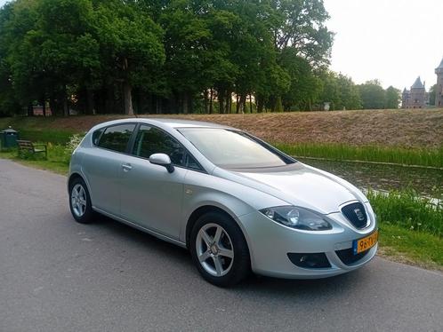 Seat Leon 1.6 75KW 2007 Grijs, Trekhaak en Nieuwe Apk, Auto's, Seat, Particulier, Leon, ABS, Airbags, Airconditioning, Android Auto