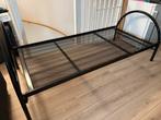 Stevig metalen bed 90x200 + matras, Huis en Inrichting, Ophalen, Gebruikt, 90 cm, Eenpersoons