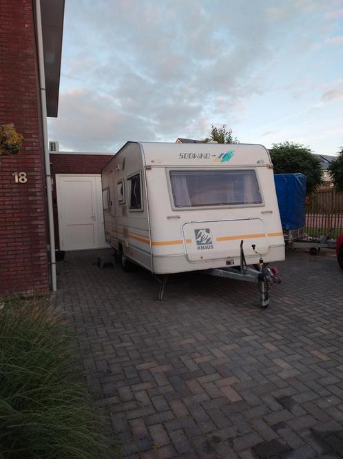 Nette Knaus Sudwind met Isabella voortent en luifel, Caravans en Kamperen, Caravans, Particulier, tot en met 4, 750 - 1000 kg