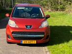Peugeot 107 Automaat, 5-deurs, airco, 2009, metallic oranje, Auto's, Overige kleuren, 4 stoelen, 68 pk, Origineel Nederlands
