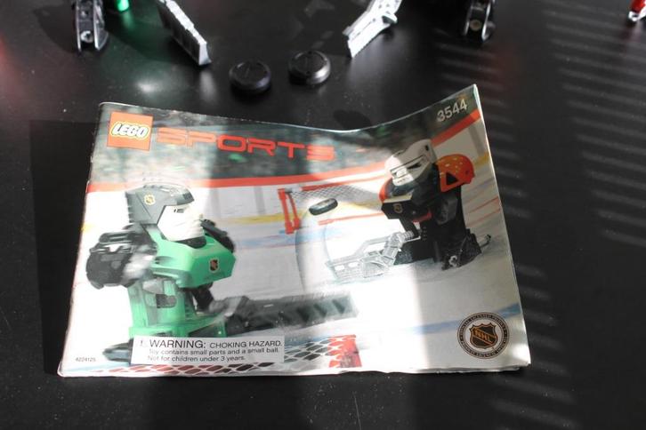 lego sport ijshocheyteam 3544, Kinderen en Baby's, Speelgoed | Duplo en Lego, Zo goed als nieuw, Lego, Complete set, Ophalen of Verzenden
