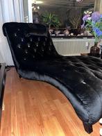Loungebank sofa met kristallen knopen. Merk kuka., Ophalen of Verzenden, Zo goed als nieuw