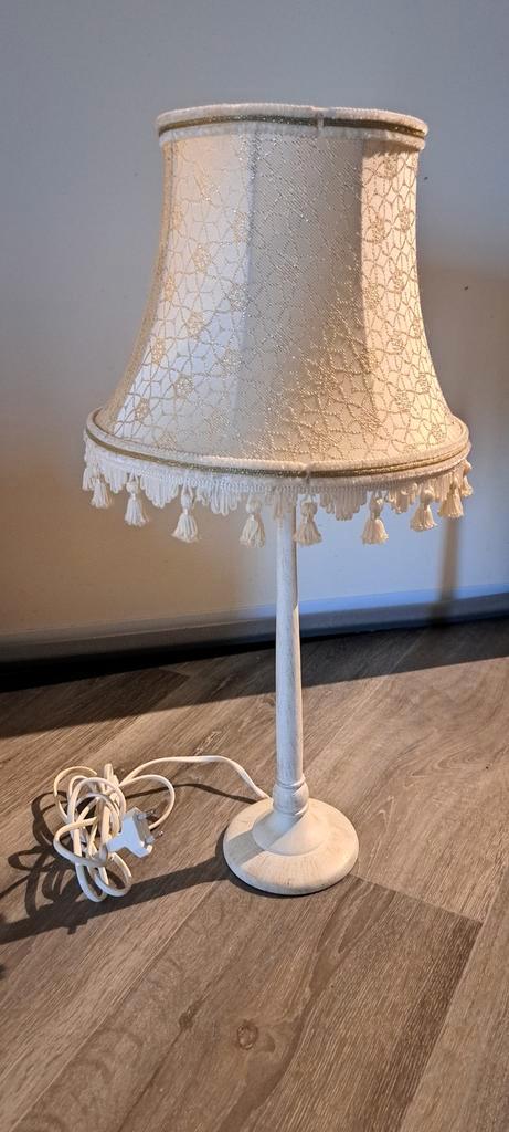 Oude Tafellamp met Baroque Lampenkap, Huis en Inrichting, Lampen | Vloerlampen, Gebruikt, Minder dan 100 cm, Metaal, Stof, Ophalen