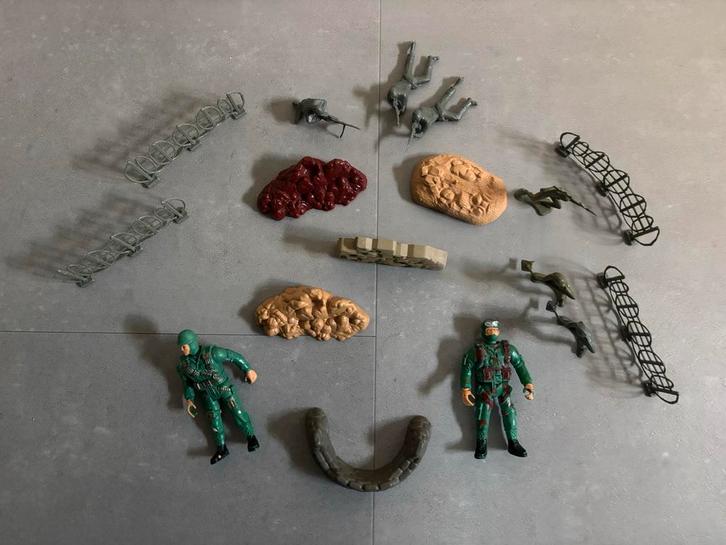 Speelgoed Soldaatjes met Accessoires, Kinderen en Baby's, Speelgoed | Actiefiguren, Gebruikt, Ophalen of Verzenden