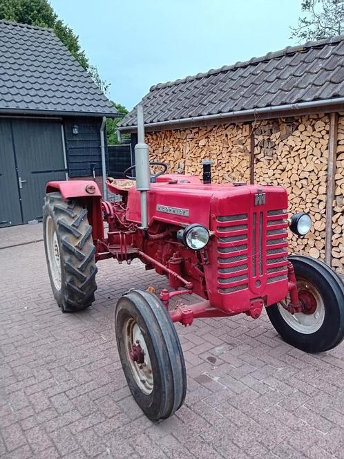 Tractor Mc Cormick 432, Zakelijke goederen, Agrarisch | Tractoren, McCormick, tot 80 Pk, Oldtimer, Ophalen