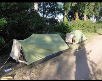 persoons tent. Niet nieuw maar wel makkelijk op te zetten. beschikbaar voor biedingen