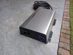 Dometic omvormer 2000W. Werkt perfect., Ophalen of Verzenden, Zo goed als nieuw