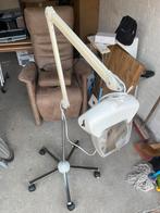 Luxo Loeplamp Magnifique 1X11W op statief, Hobby en Vrije tijd, Vergrootglazen, Loepen en Loeplampen, Ophalen, Gebruikt, Loeplamp