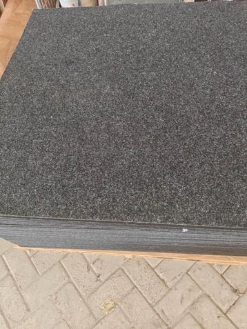 Project kwaliteit tapijttegels 100x100 antraciet 100 stuks beschikbaar voor biedingen