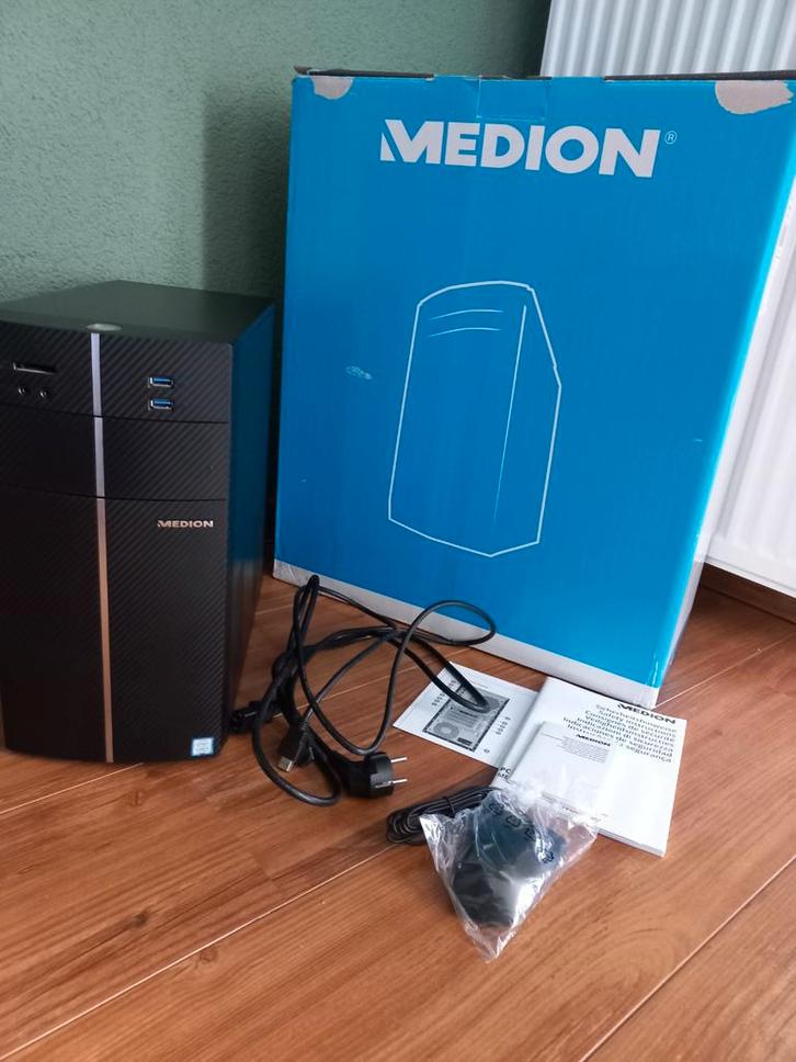 Medion gaming pc, Computers en Software, Desktop Pc's, Zo goed als nieuw, SSD, Gaming, Ophalen of Verzenden