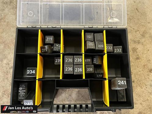Verschillende Relais Audi VW 219 - 241, Auto-onderdelen, Elektronica en Kabels, Gebruikt, Ophalen of Verzenden