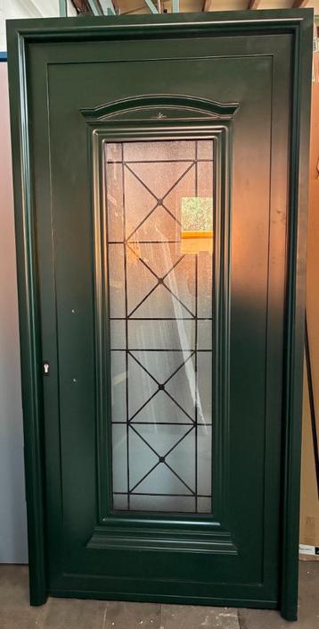 Aluminium voordeur 105 x 220 cm Links kleur dennengroen 6009 beschikbaar voor biedingen