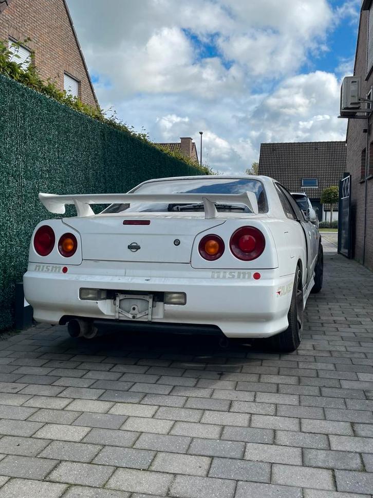 Nissan r34 gtt bumper voor en achter zijflanken, Auto-onderdelen, Carrosserie en Plaatwerk, Bumper, Nissan, Voor, Ophalen of Verzenden