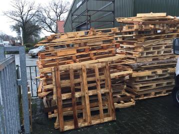 pallets gratis aftehalen brandhout mooi voor in de kachel beschikbaar voor biedingen