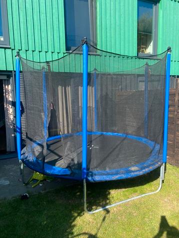 Trampoline 305 cm – Goede staat beschikbaar voor biedingen