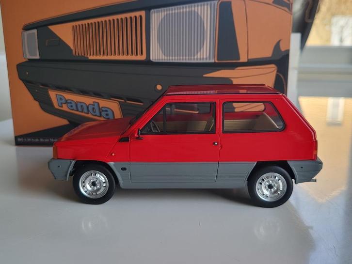 1:18 Laudoracing Fiat Panda 45, 1980 #107/350, Hobby en Vrije tijd, Modelauto's | 1:18, Zo goed als nieuw, Auto, Autoart, Ophalen of Verzenden