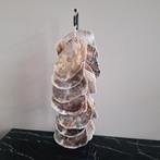 Parelmoer paarsige echte schelpenketting op voet vakkenkast, Nieuw, Ophalen of Verzenden, X, X