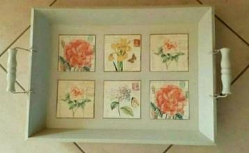 Creme/taupe houten dienblad plaatjes van planten en rozen beschikbaar voor biedingen