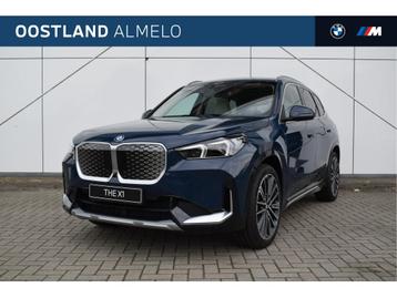 BMW iX1 eDrive20 High Executive xLine / Panoramadak / Trekha beschikbaar voor biedingen
