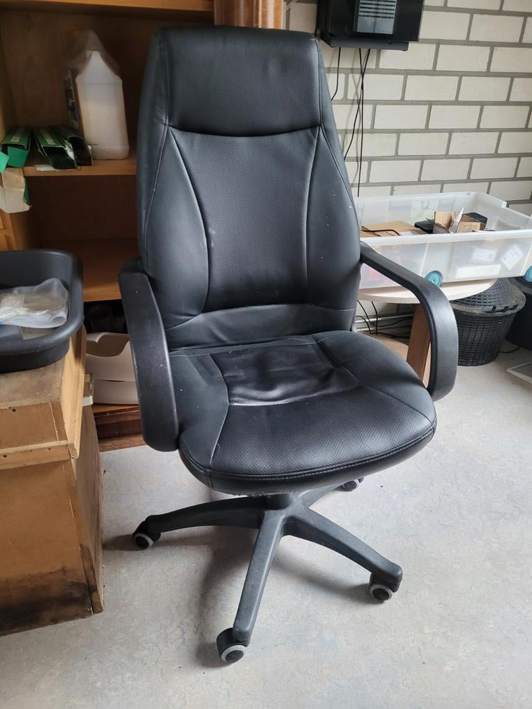 Kwantum bureaustoel nieuw in doos - Quin Zwart, Huis en Inrichting, Bureaustoelen, Nieuw, Bureaustoel, Zwart, Ergonomisch, Ophalen of Verzenden