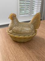 Brocante opaline kip op nest, Antiek en Kunst, Ophalen of Verzenden