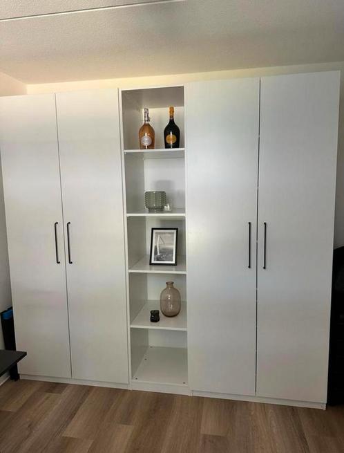 Ikea witte PAX kasten, Huis en Inrichting, Kasten | Kledingkasten, Zo goed als nieuw, 200 cm of meer, 200 cm of meer, 50 tot 75 cm
