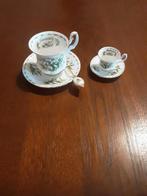 Royal Albert Setje van Flower of the Month January, Antiek en Kunst, Ophalen of Verzenden