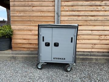KRISMAR M MODEL ZADELKAST WEDSTRIJDKAST CONCOURSKAST NIEUW beschikbaar voor biedingen