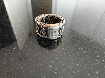 Buddha to buddha ring Esther groot 19 beschikbaar voor biedingen