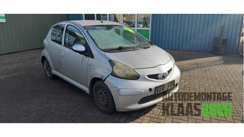 Scherm rechts-voor van een Toyota Aygo, Auto-onderdelen, Carrosserie en Plaatwerk, Toyota, Gebruikt, 6 maanden garantie, 12 maanden garantie