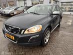 Volvo XC60 2.4 D5 AWD R-Design, 193 €/maand, Start-stop-systeem, SUV of Terreinwagen, Zilver of Grijs
