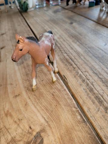 Schattig Veulen Speelgoed Figuur beschikbaar voor biedingen