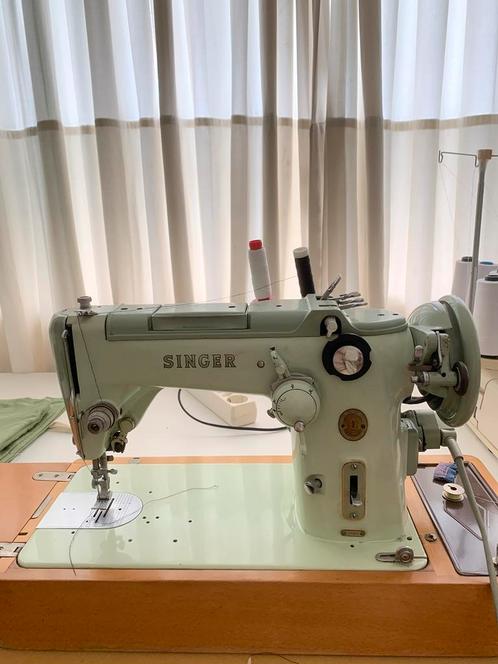 Singer naaimachine 319K , semi prof., Hobby en Vrije tijd, Naaimachines en Toebehoren, Zo goed als nieuw, Singer, Ophalen