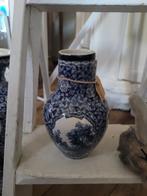 Klein antiek Petrus Regout vaasje, Antiek en Kunst, Antiek | Vazen, Ophalen of Verzenden