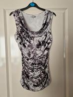 Top grijs met wit bloemenprint met waterval kraag maat S H&M, Kleding | Dames, Tops, H&M, Nieuw, Ophalen of Verzenden, Grijs
