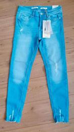 TRENDY skinny jeans van Stradivarius mt. 38, Kleding | Dames, Spijkerbroeken en Jeans, Blauw, Nieuw, Ophalen of Verzenden, W30 - W32 (confectie 38/40)