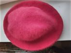 vilten hoedje rood, Ophalen of Verzenden, Zo goed als nieuw, One size fits all