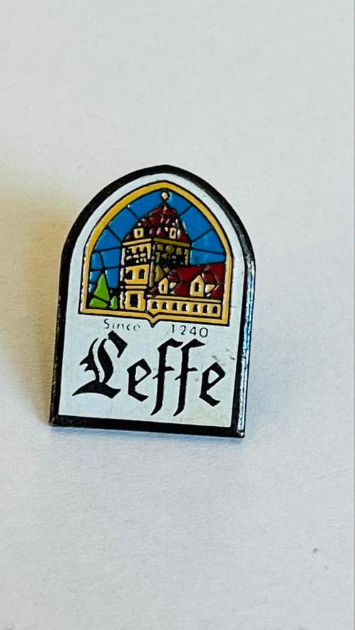 Leffe Bier pin, Verzamelen, Speldjes, Pins en Buttons, Zo goed als nieuw, Ophalen of Verzenden