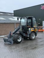 Giant g2500 extra HD met cabine ( 700 uur ), -, Niet opgegeven, Ophalen of Verzenden, Niet opgegeven